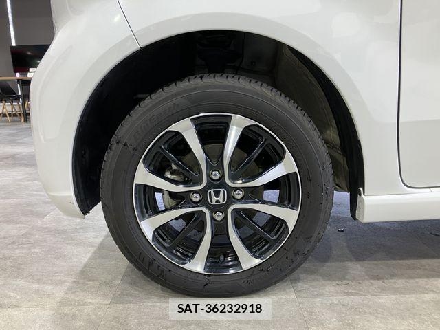 Honda N BOX CUSTOM 2023-11 5873964-16