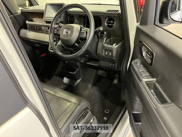 Honda N BOX CUSTOM 2023-11 5873964-23