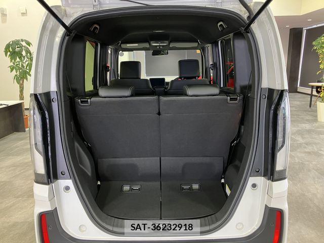 Honda N BOX CUSTOM 2023-11 5873964-29