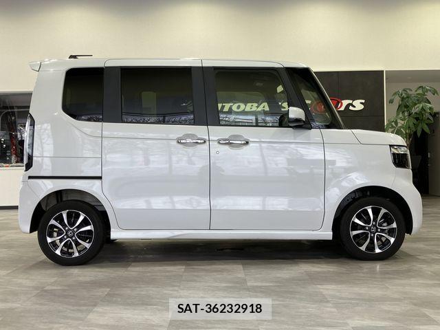 Honda N BOX CUSTOM 2023-11 5873964-7