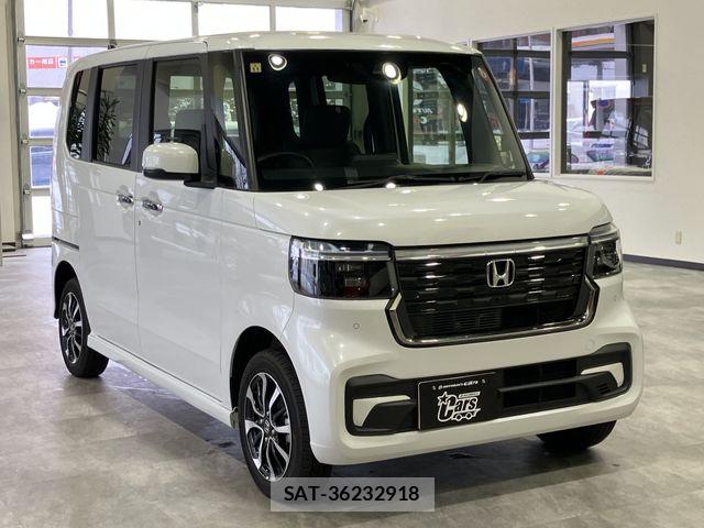 Honda N BOX CUSTOM 2023-11 5873964-8