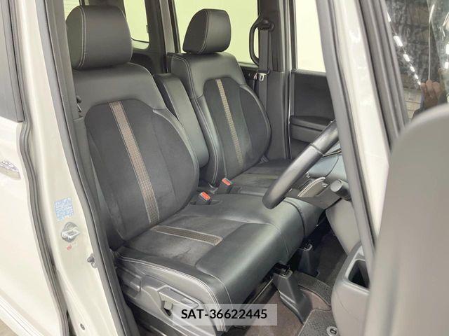 Honda N BOX CUSTOM 2019-10 6014435-8