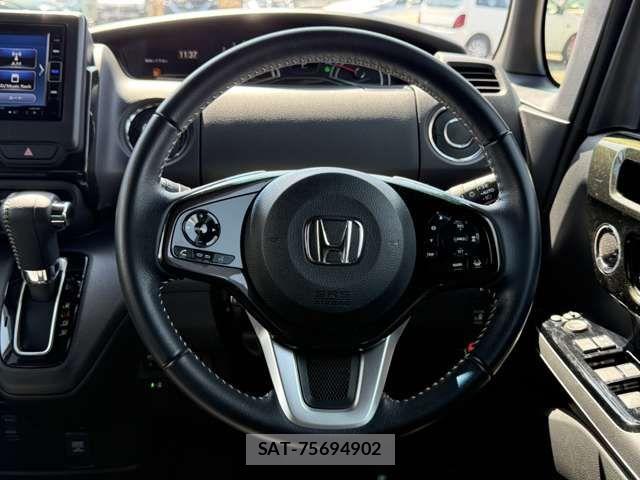 Honda N BOX CUSTOM 2019-11 6217685-14
