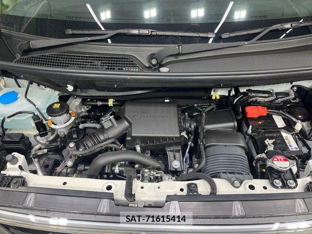 Honda N BOX CUSTOM 2024-04 6272457-17