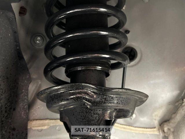 Honda N BOX CUSTOM 2024-04 6272457-19