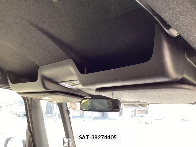 Honda N BOX CUSTOM 2022-11 6613719-10