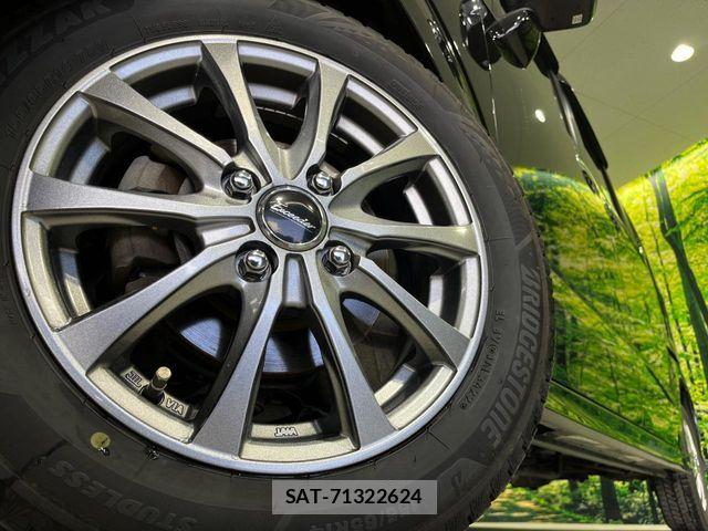 Honda N BOX CUSTOM 2017-01 6613723-12
