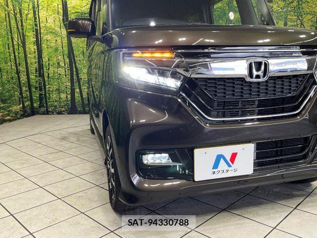 Honda N BOX CUSTOM 2019-03 6672919-12