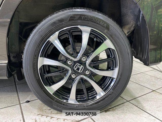 Honda N BOX CUSTOM 2019-03 6672919-15