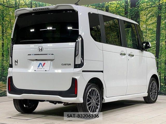 Honda N BOX CUSTOM 2023-12 6677189-17
