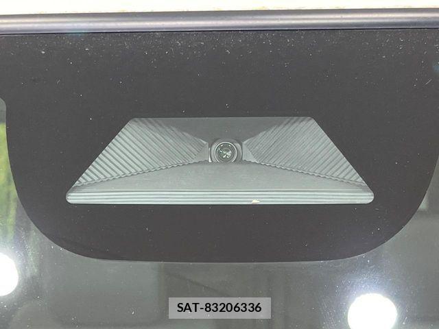 Honda N BOX CUSTOM 2023-12 6677189-5