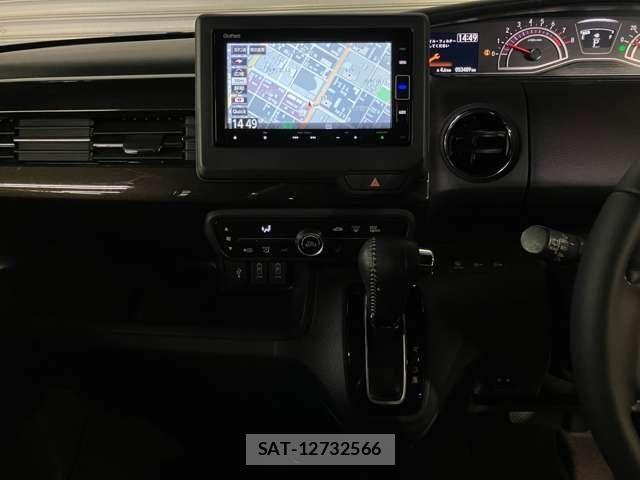 Honda N BOX CUSTOM 2020-10 6677191-19