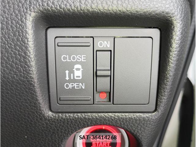 Honda N BOX CUSTOM 2023-09 6677192-13