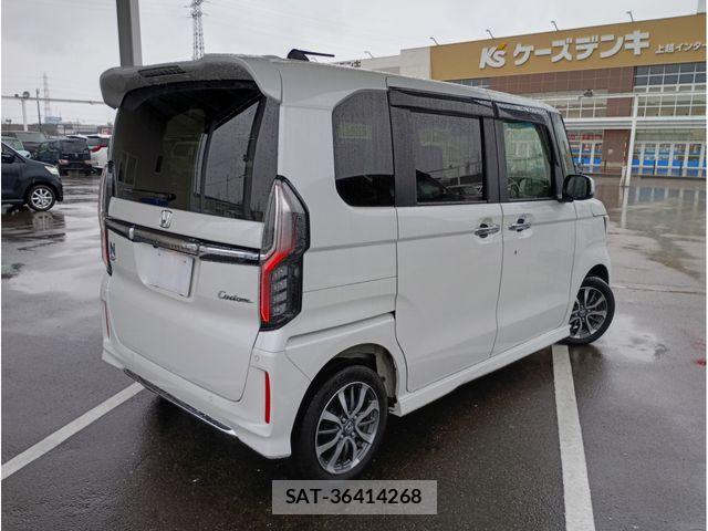 Honda N BOX CUSTOM 2023-09 6677192-1