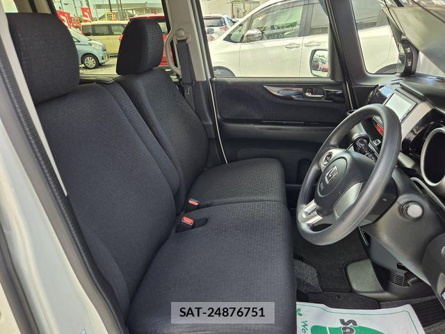 Honda N BOX CUSTOM 2017-03 6691138-19