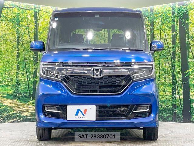 Honda N BOX CUSTOM 2018-03 6752638-14
