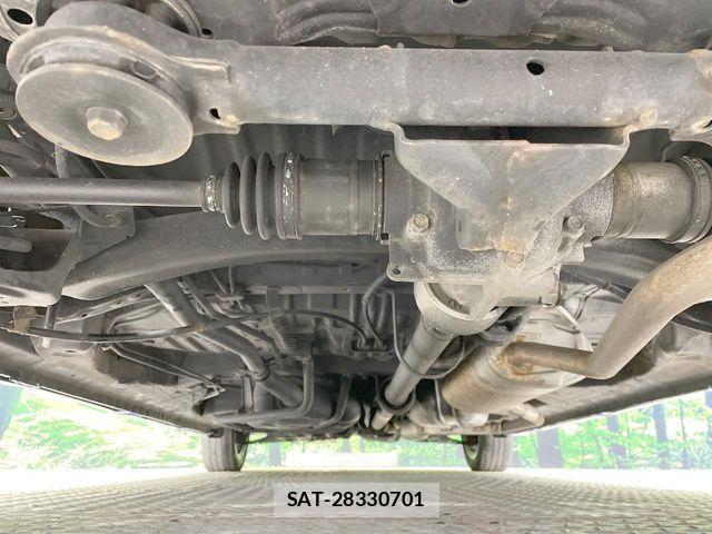Honda N BOX CUSTOM 2018-03 6752638-19