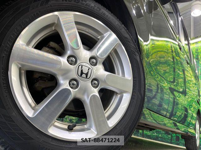 Honda N BOX CUSTOM 2019-05 6752637-13