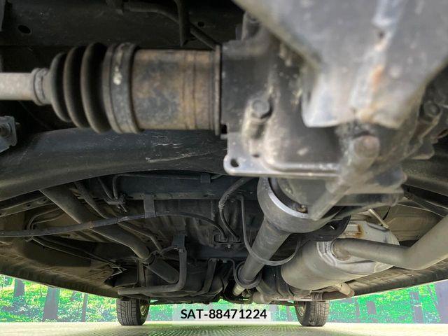 Honda N BOX CUSTOM 2019-05 6752637-19