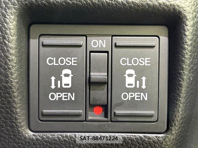Honda N BOX CUSTOM 2019-05 6752637-5