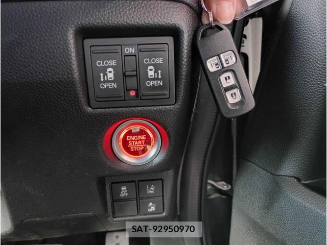 Honda N BOX CUSTOM 2020-09 6791324-16