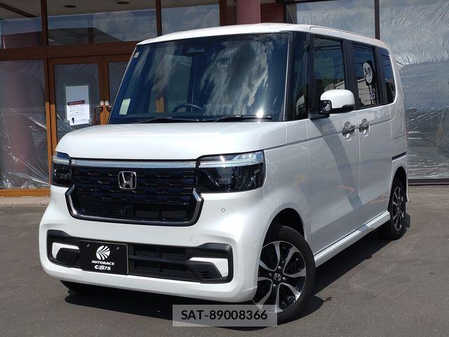Honda N BOX CUSTOM 2023-11 6791322-0