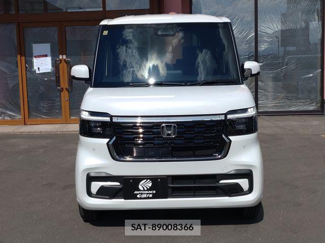 Honda N BOX CUSTOM 2023-11 6791322-18