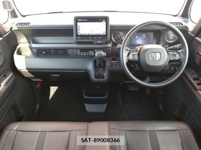 Honda N BOX CUSTOM 2023-11 6791322-2
