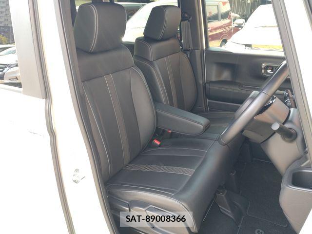 Honda N BOX CUSTOM 2023-11 6791322-3