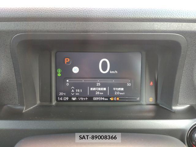 Honda N BOX CUSTOM 2023-11 6791322-4