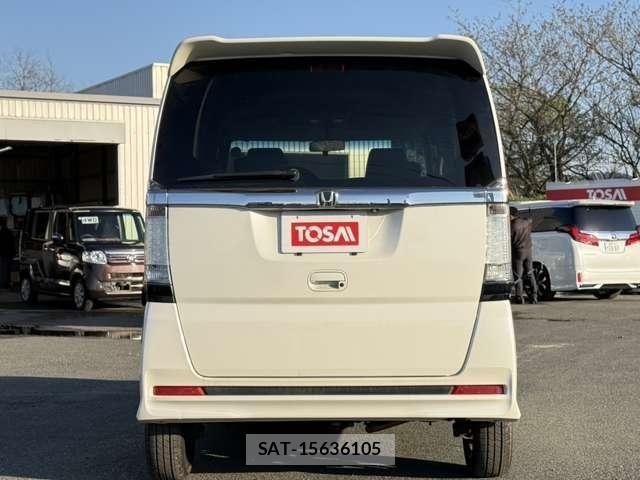 Honda N BOX CUSTOM 2013-08 6816234-18