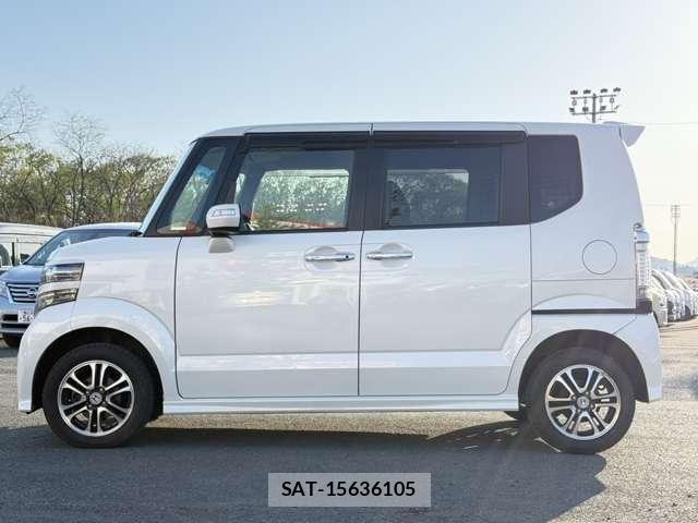Honda N BOX CUSTOM 2013-08 6816234-23