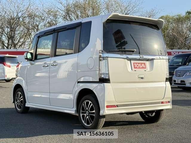 Honda N BOX CUSTOM 2013-08 6816234-24