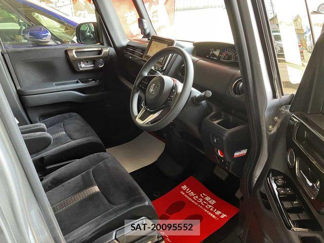 Honda N BOX CUSTOM 2018-06 6816225-1