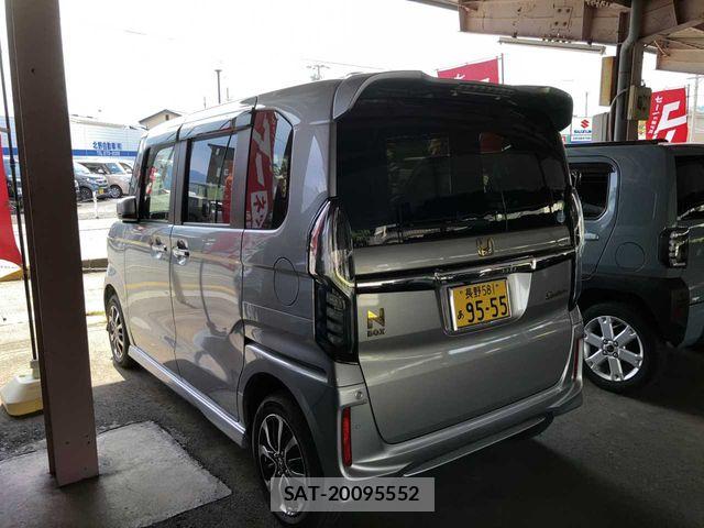 Honda N BOX CUSTOM 2018-06 6816225-2