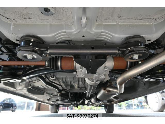 Honda N BOX CUSTOM 2023-12 6910238-29