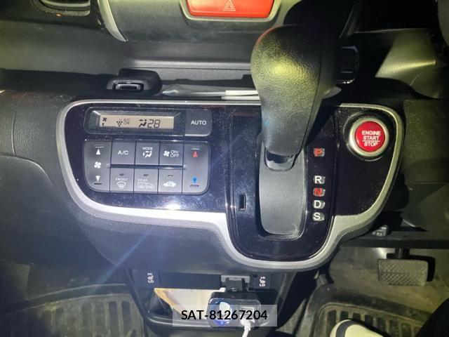Honda N BOX CUSTOM 2015-03 6996291-18