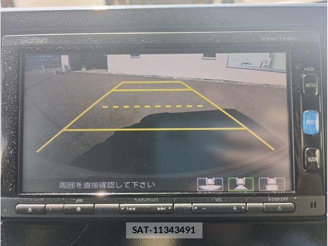 Honda N BOX CUSTOM 2018-05 7021060-10