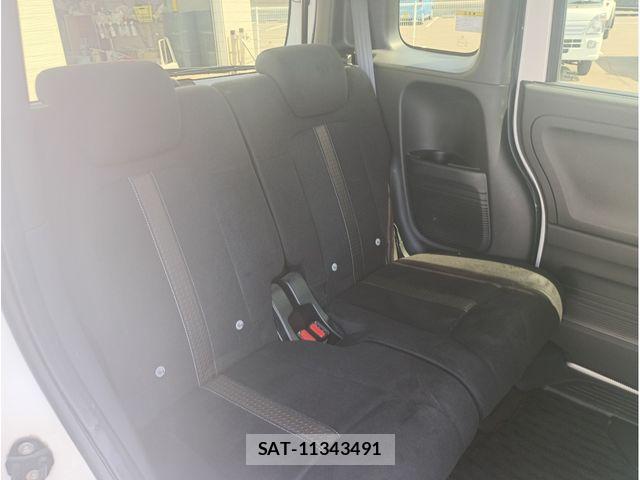 Honda N BOX CUSTOM 2018-05 7021060-15
