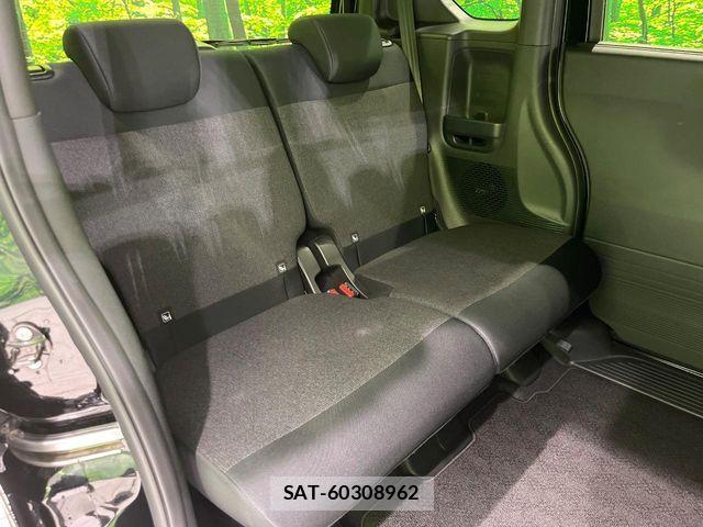 Honda N BOX CUSTOM 2024-01 7222735-10