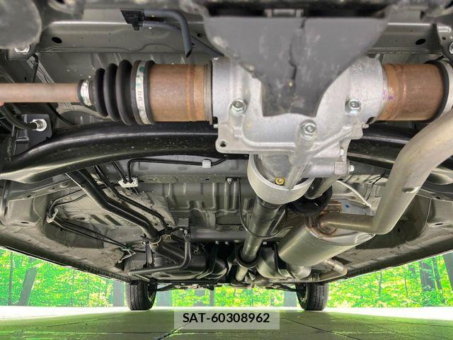 Honda N BOX CUSTOM 2024-01 7222735-19