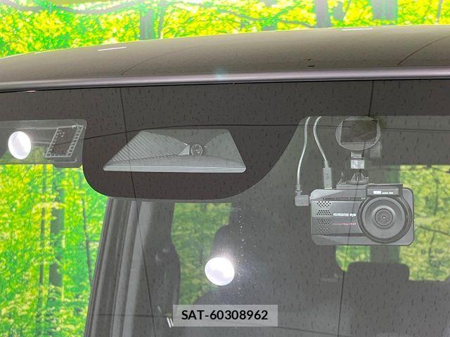 Honda N BOX CUSTOM 2024-01 7222735-2