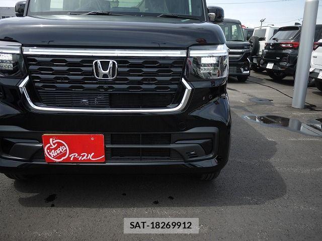Honda N BOX CUSTOM 2025-10 7222736-19