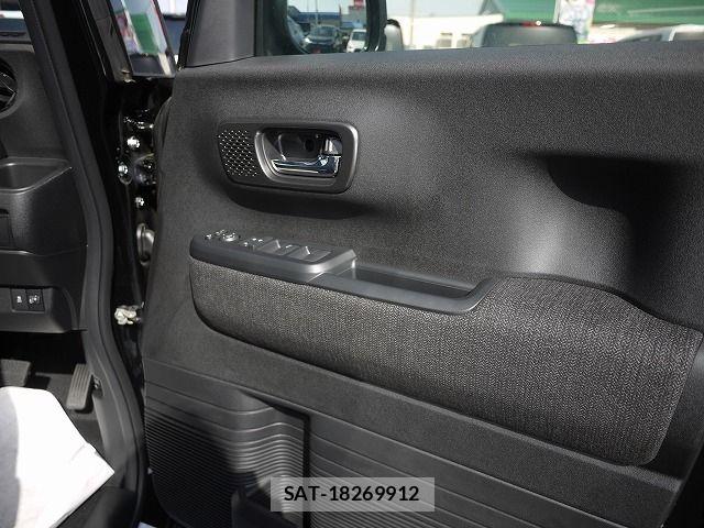 Honda N BOX CUSTOM 2025-10 7222736-7