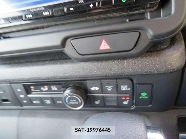 Honda N BOX CUSTOM 2026-05 7250366-18