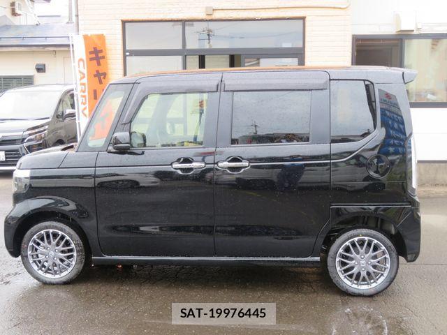 Honda N BOX CUSTOM 2026-05 7250366-2
