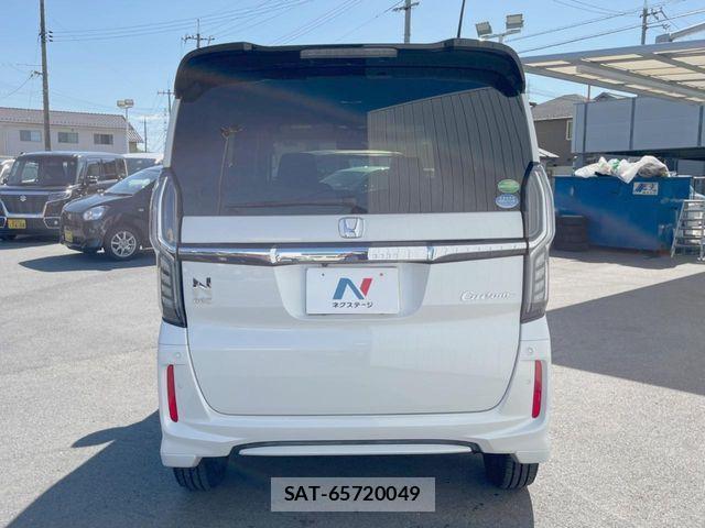 Honda N BOX CUSTOM 2020-02 7251723-14