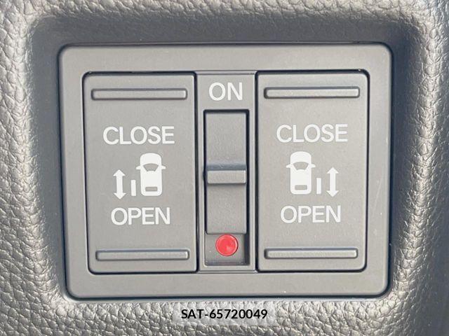 Honda N BOX CUSTOM 2020-02 7251723-4