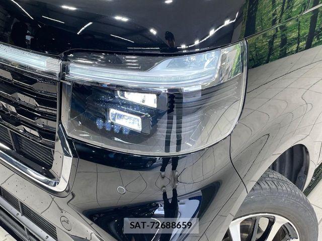 Honda N BOX CUSTOM 2023-12 7251722-11