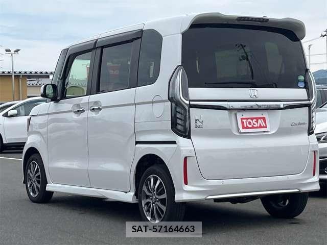 Honda N BOX CUSTOM 2021-01 7251725-24
